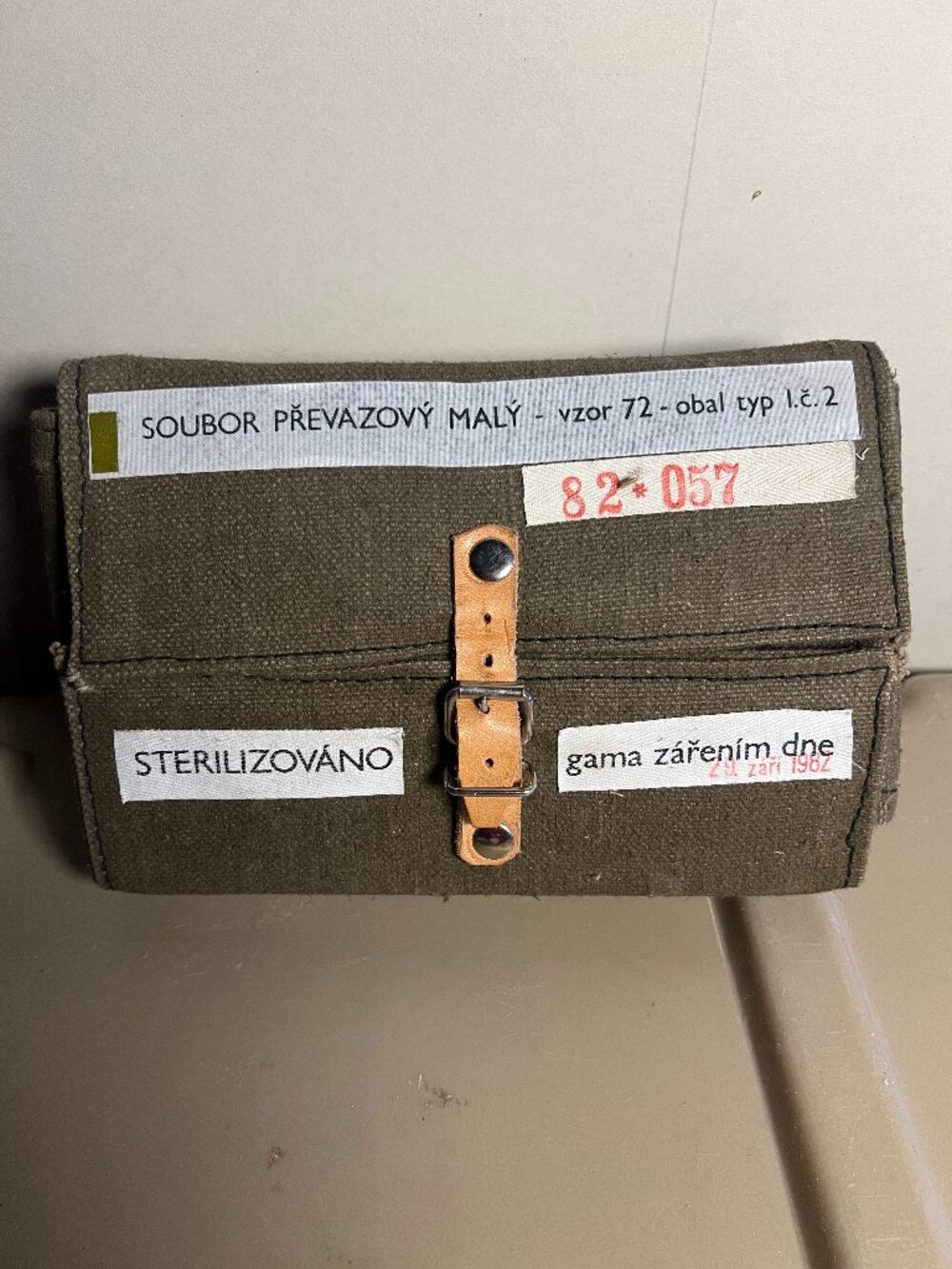 Czech Military M72 Field Medical Kit 12 Piece Surgical Bandage With Canvas Box